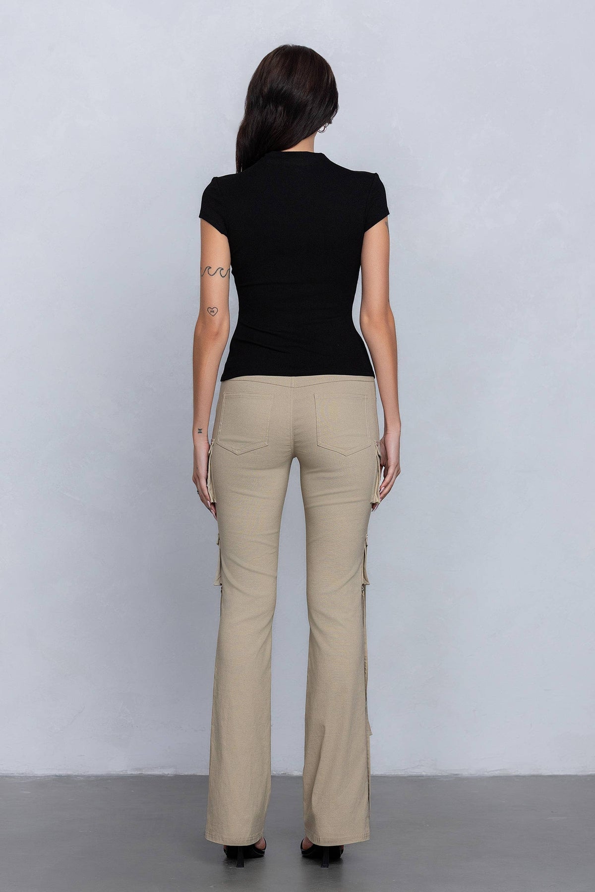 Stretchy flared cargo pants
