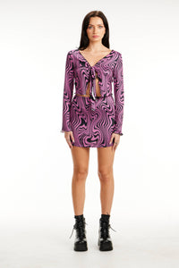 Wavy Tie Front Long Sleeve