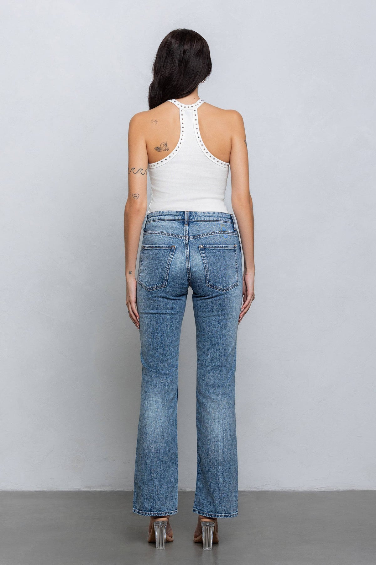Studded v-neck ribbed tank top