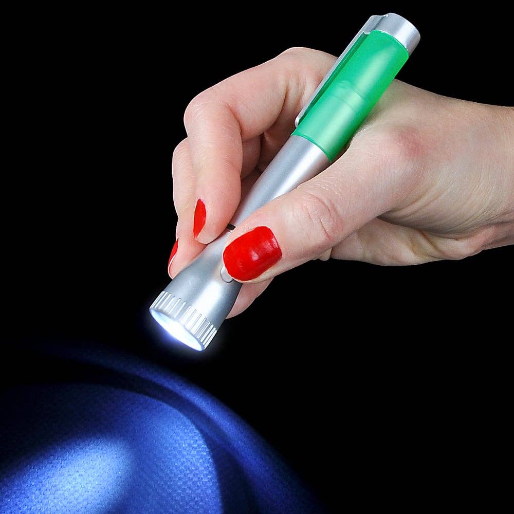 LIGHT-UP PEN W/NECKLACE