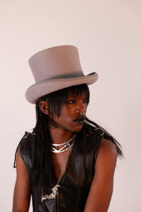 Top Hat