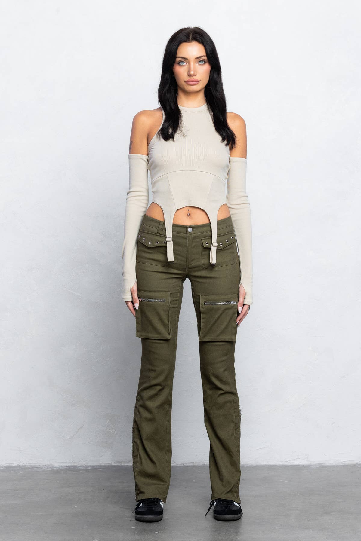 Cargo stretch twill bootcut pants w/ zipper detail