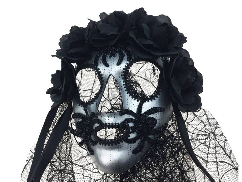 Silver Skull Veil Mask